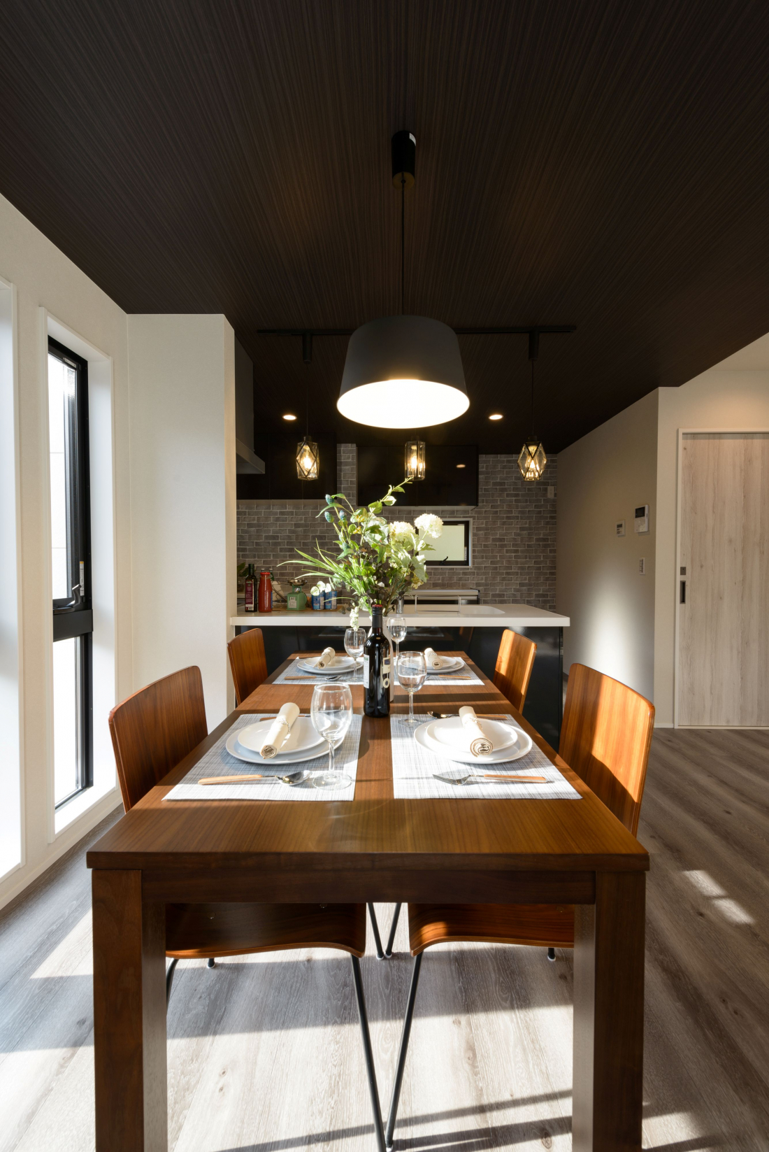 会話が弾むダイニング