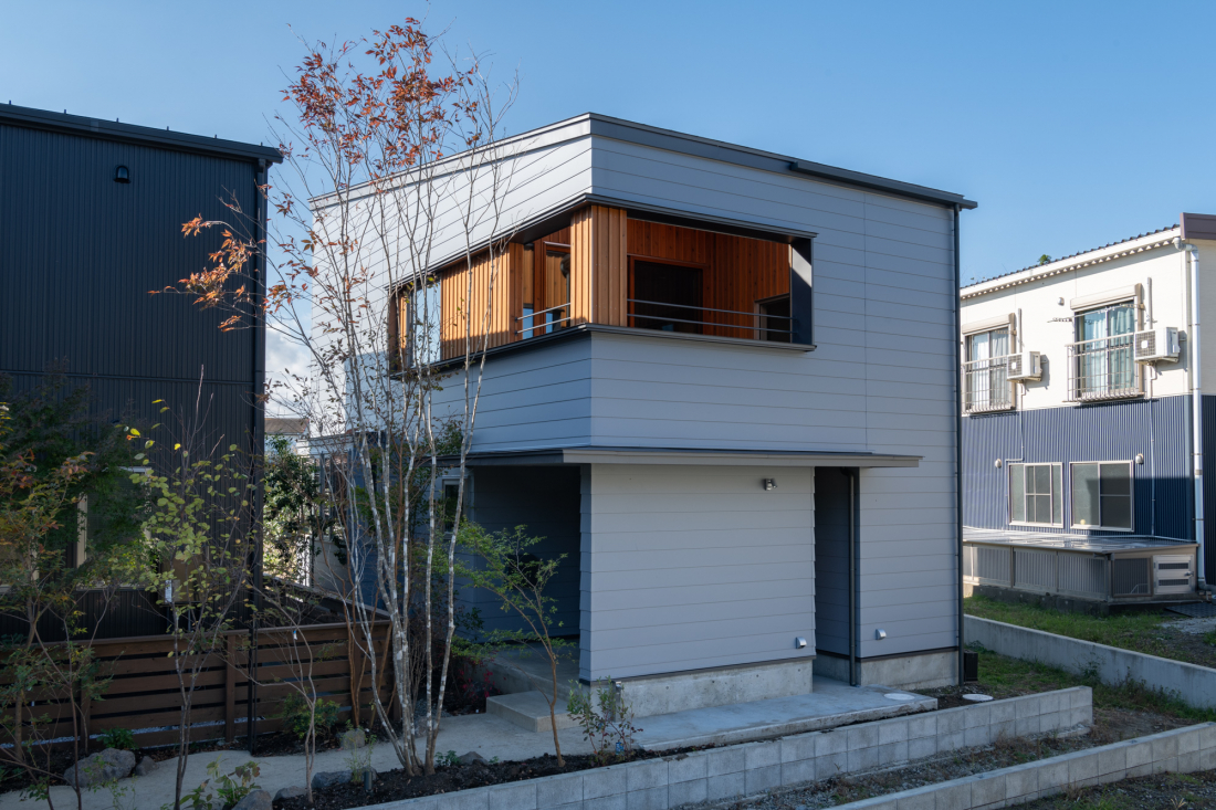 藤沢市亀井野字犬久保　注文住宅