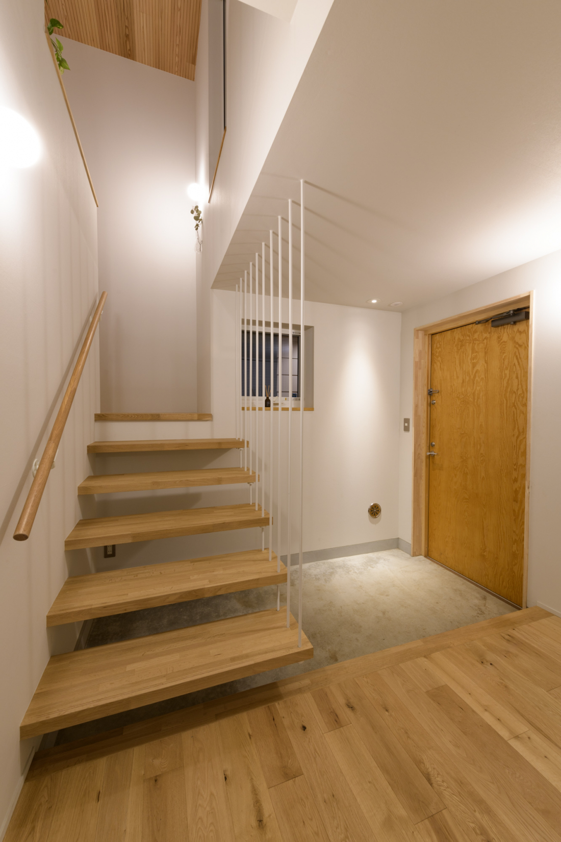 おしゃれなオープン階段